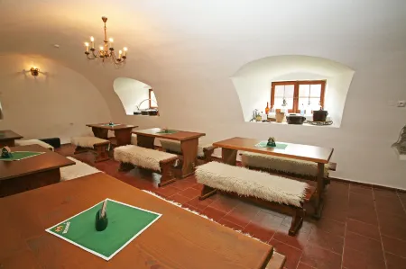 Zámek Jindřichovice Отели в г. Kolinec