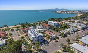 Madison Ocean Breeze Apartments