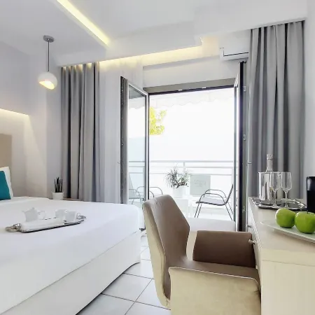 Akrogiali Exclusive Hotel (Adults Only)