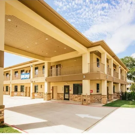 Palace Inn Conroe