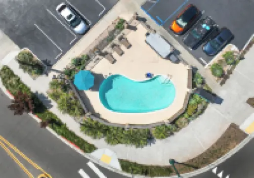 브리사 퍼시픽 호텔 엔시니타스