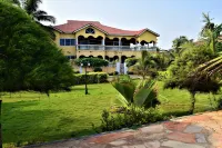 Coconut Pointe Villa & Beach Resort Hotels in Prampram