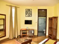 Forest Park Resort Hotels in Busiro