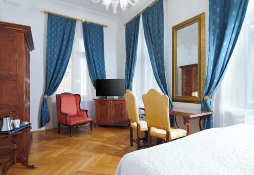 호텔 주변 야경