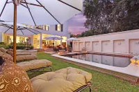 Stellenbosch Manor - Pools