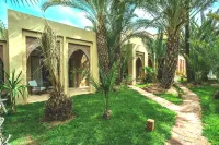 Villa le Perroquet Bleu - สระว่ายน้ำส่วนตัว