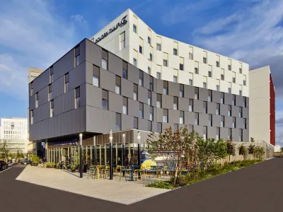 Radisson Hotel Bordeaux Saint Jean Hotels near E.Leclerc Begles