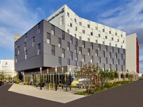 Radisson Hotel Bordeaux Saint Jean Hotels in Begles