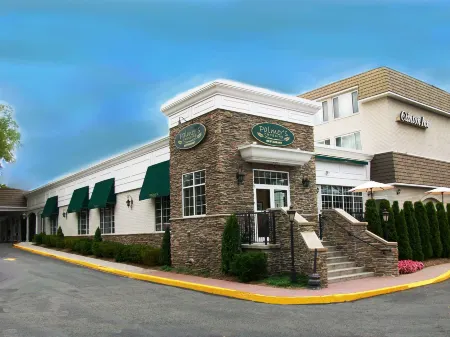Clinton Inn Hotel Tenafly Отели в г. Бергенфилд