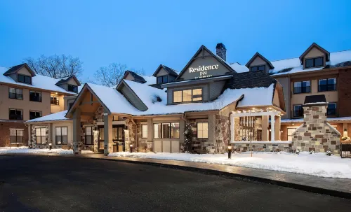 Residence Inn by Marriott Milwaukee Brookfield Hotels in Brookfield