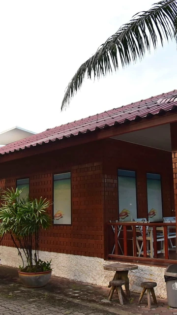 รูปภาพของบ้านกรูดรีสอร์ท