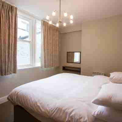 The Castle Collection - 42 Castle Street Rooms