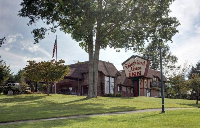 Highland Manor Inn