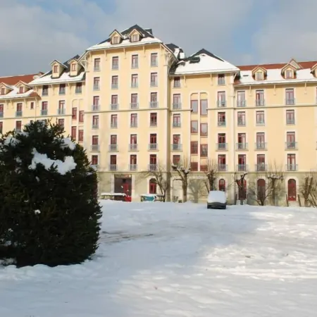 Terres de France - Appart'Hotel le Splendid