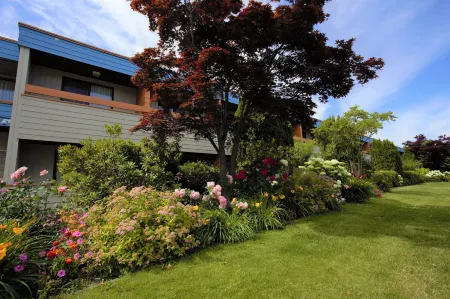 Recreation Inn and Suites
