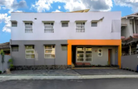 Saidah Guest House Hotels near Museum Geologi