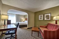 Clarion Inn & Suites - University Area