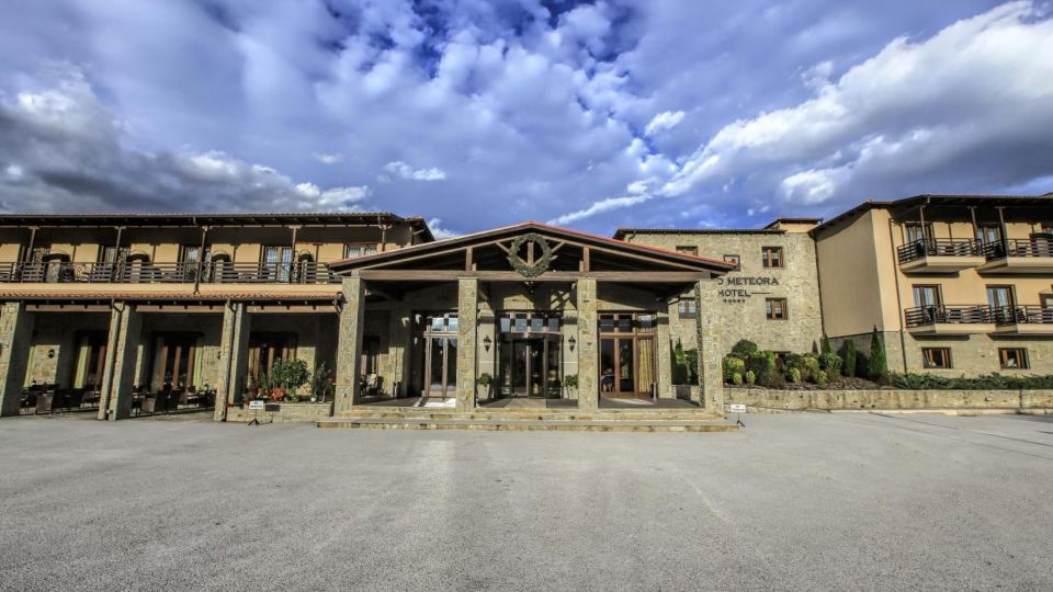 Grand Meteora Hotel