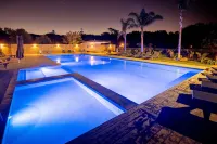 Hot Water Beach TOP 10 Holiday Park - Pools