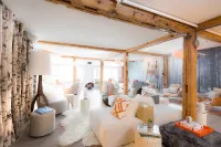 Field Guide Lodge