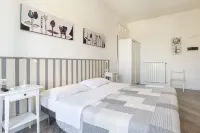 La Terrazza Hotels in Rho