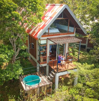 Treehouse Chalets - Luxury Getaway Within a Short Distance of Ella