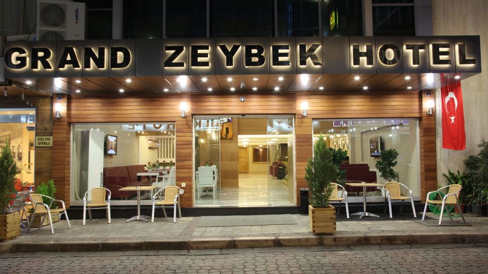 Grand Zeybek Hotel