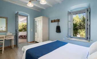 Bellevalia Hydra - Formerly Four Seasons Hydra