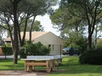 Lagrange Vacances le Domaine des Grands Pins
