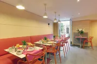 Hotel Alhambra Отели в г. Париж