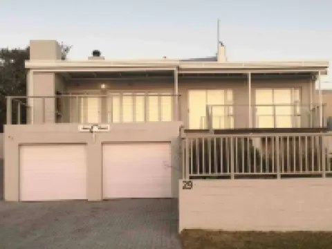 Ons C-Huis - Gansbaai Seafront Accommodation, Back-up Power Hotels in Gansbaai