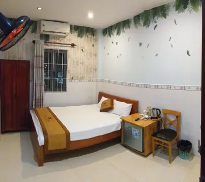 Ngan Giang Guesthouse Отели рядом с достопримечательностью «Sung Hung Pagoda»
