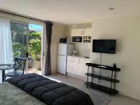 March Apartments Hotels in Mosgiel