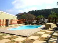 Gooderson Leisure Mountain View Cottages Self Catering Resort Hotels in Underberg