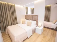 Hotel Elior โรงแรมใกล้จตุรัสสกาเนเดอร์เบก