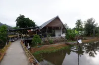 Nok Chan Mee Na