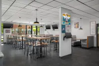 希爾頓傑克遜維爾市中心惠庭套房飯店