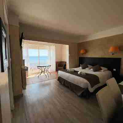 Hôtel - Restaurant La Potinière Hyères Rooms