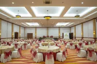 The Royale Krakatau Hotels in Jombang