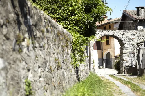 Antico Borgo Sanda Lago Maggiore