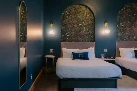 The Chandler Hotel Отели в г. Карролтон