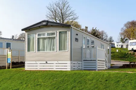 Cofton Holidays Отели в г. Долиш