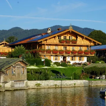 Hotel garni Fischerweber am See Отели в г. Роттах-Эгерн