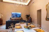 Palazzo Doni by Florence Art Apartments - Condos