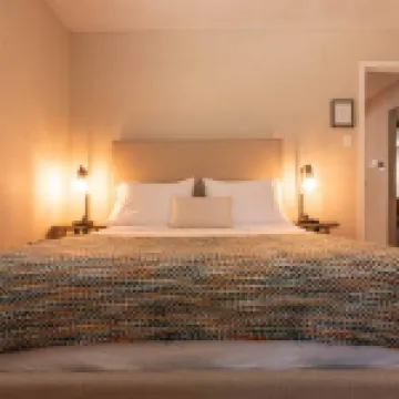 逃到修復的1920年代東韋科平房