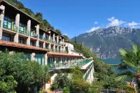 Centro Vacanze la Limonaia Hotels in der Nähe von Li.Ma. Di Righi Maurizio E C. S.A.S.