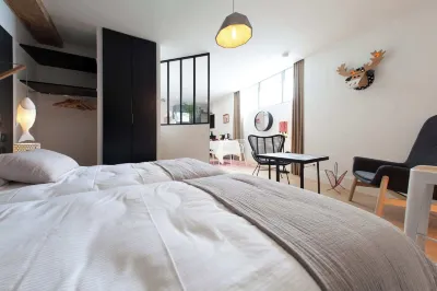 Appart Hotel Eugenie Hotel a Louhans