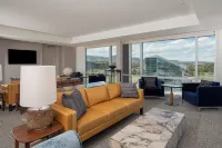 Hotel Polaris Hotels in Colorado Springs