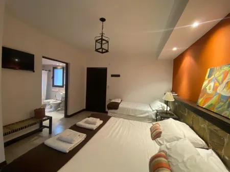 Hotel Las Chirimoyas Отели в г. Сальта