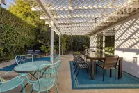 Goleta Getaway by Avantstay Private Backyard, 1.5mi to the Beach!